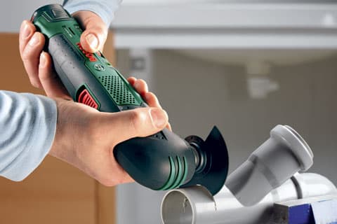 <p data-block-key="7f2r7">Boschin monitoimityökalulla onnistuu erilaisten materiaalien työstö laidasta laitaan kätevästi teränvaihtoa hyödyntäen.</p>