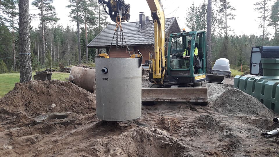Biopuhdistajalla toimiva jätevesijärjestelmä