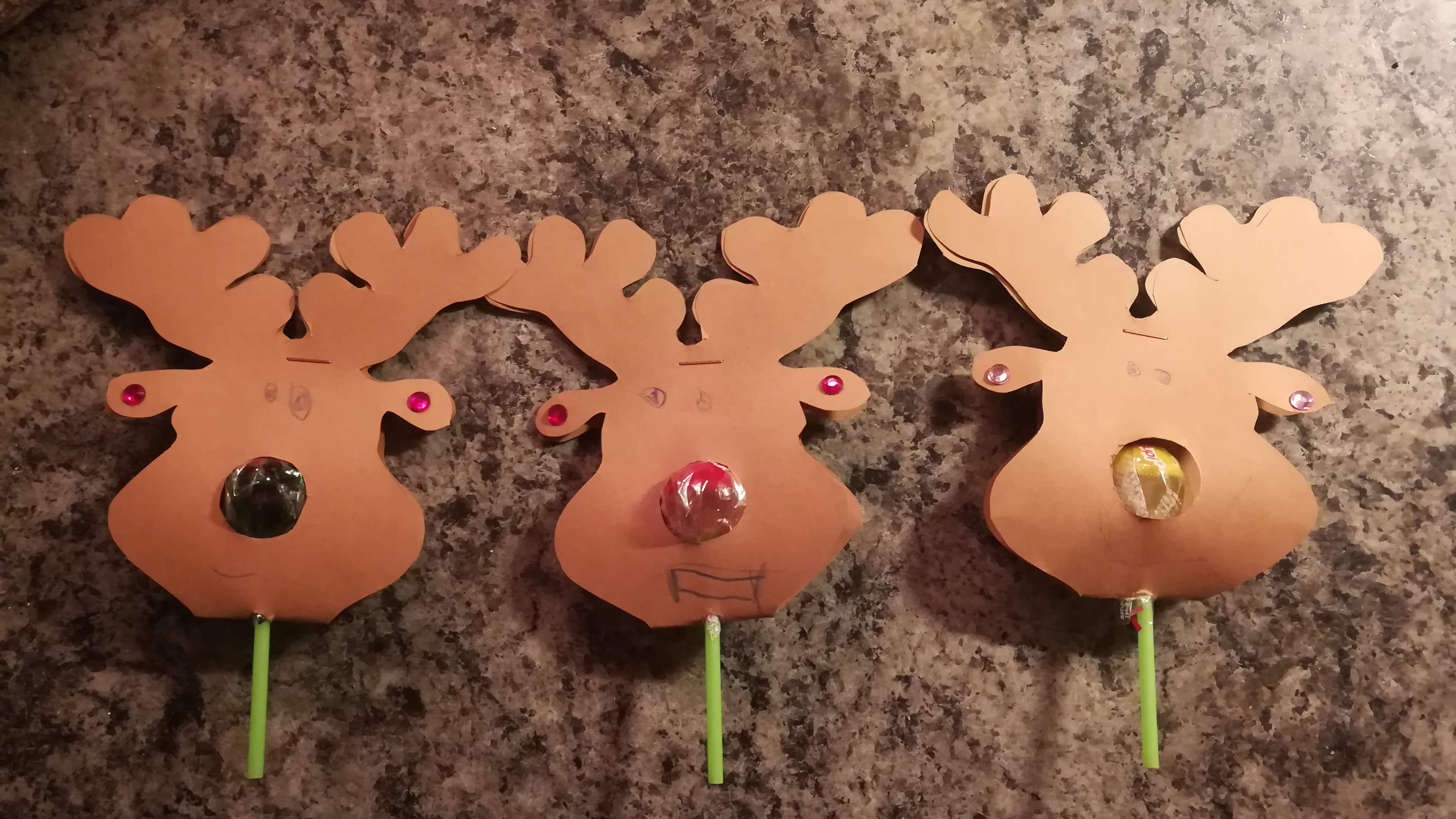 Askartele joulukortit lasten kanssa