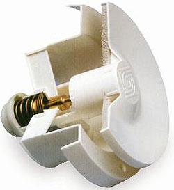 Velco-tuloilmaventtiilissä venttiilin sisällä oleva termostaatti säätää automaattisesti ulkolämpötilan mukaan venttiililautasen avausta.