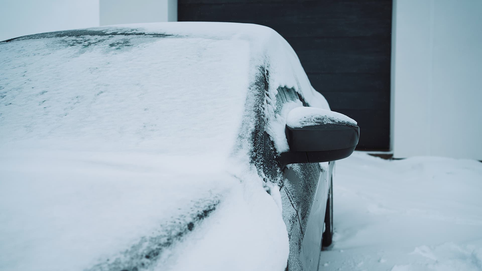 Autotallinovia on mahdollista vaihtaa mihin vuodenaikaan tahansa, talvellakin