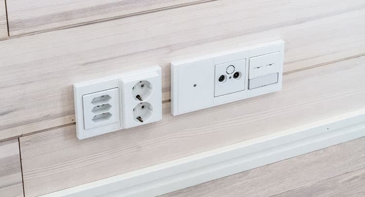 Loma-asunnon sähköistys