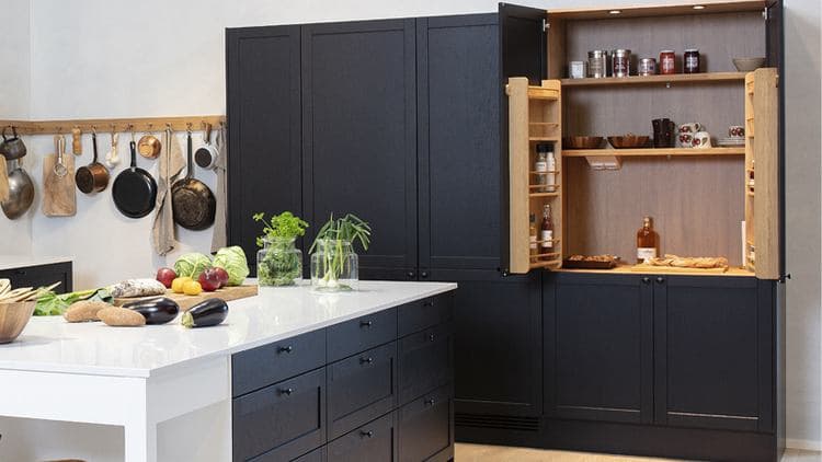 <p data-block-key="h7ls4">Willa-aamiaiskaappi.</p>