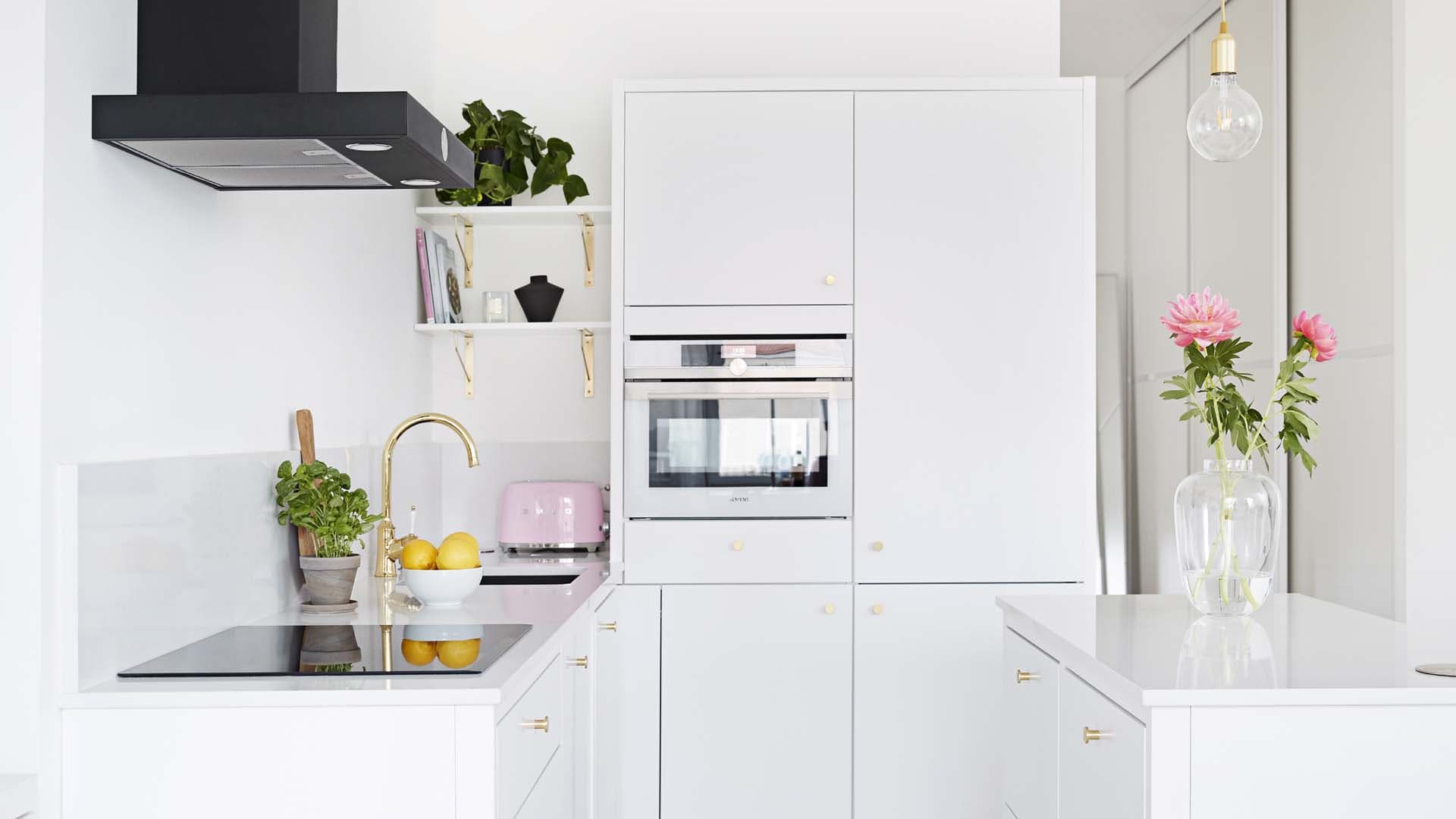 Keittiösaarekkeen monta käyttötarkoitusta - mikä näistä sopii sinulle?