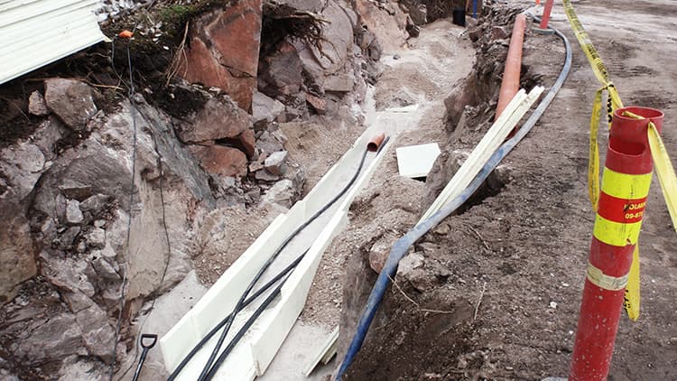 Estä vesi- sekä viemärijohtojen jäätyminen