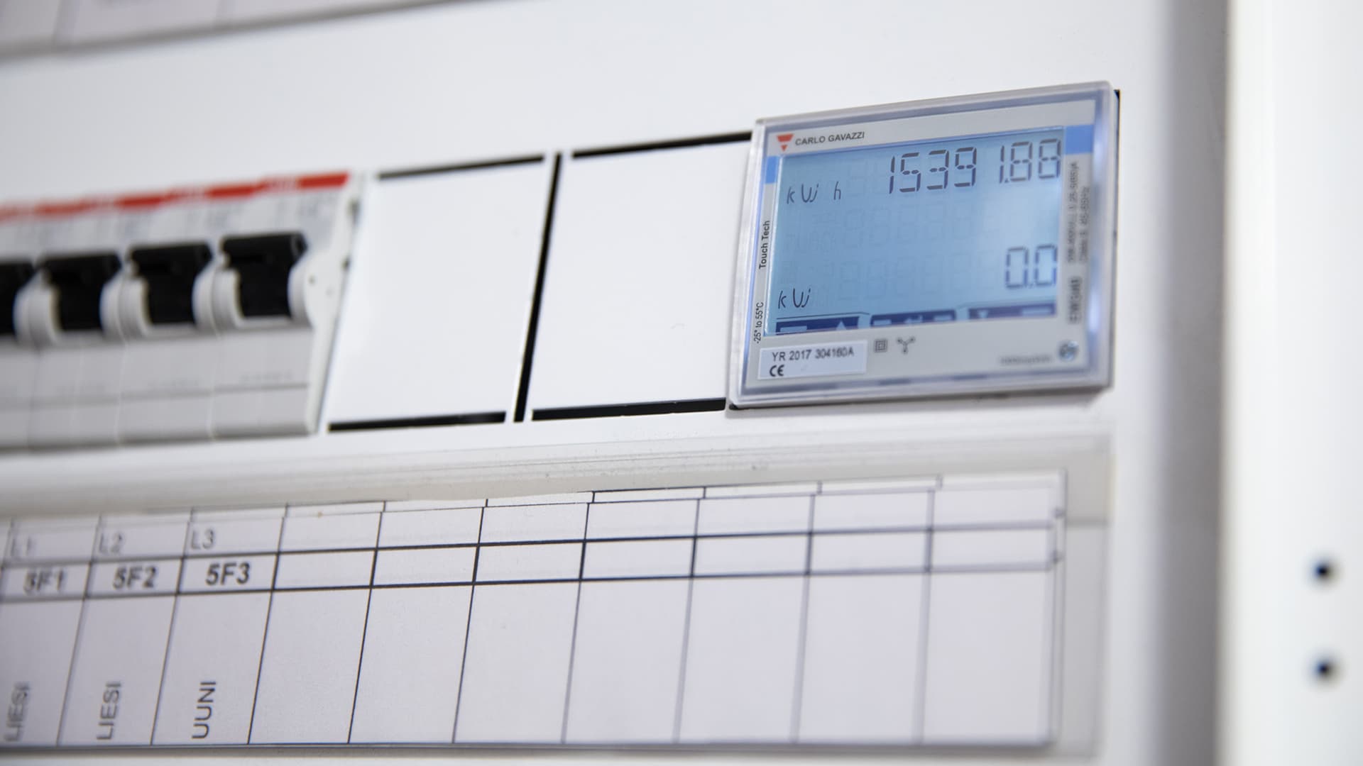 Säästöä sähkönkulutukseen - näillä vinkeillä onnistut