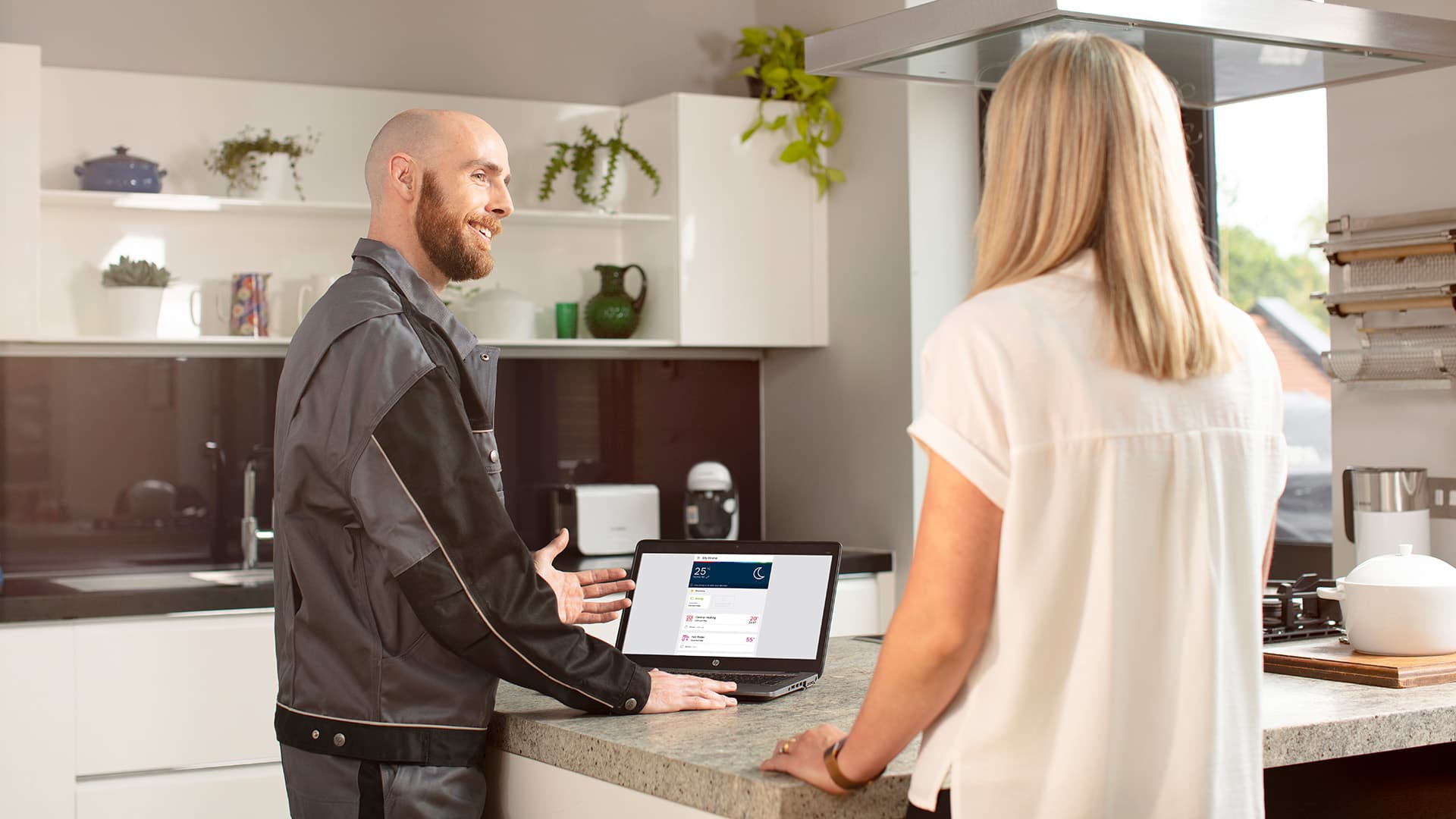 Näin hyödynnät kotitalousvähennystä lämpöpumpun hankinnassa