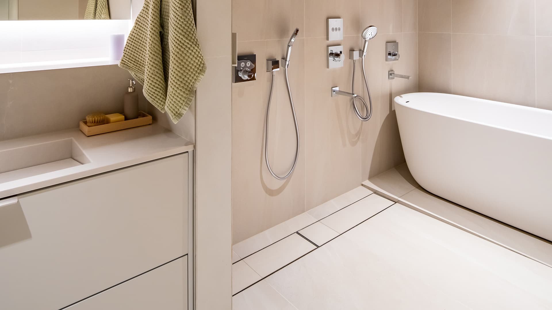 Uuden ajan lattiakaivoissa yhdistyy tyylikkyys ja toiminnallisuus