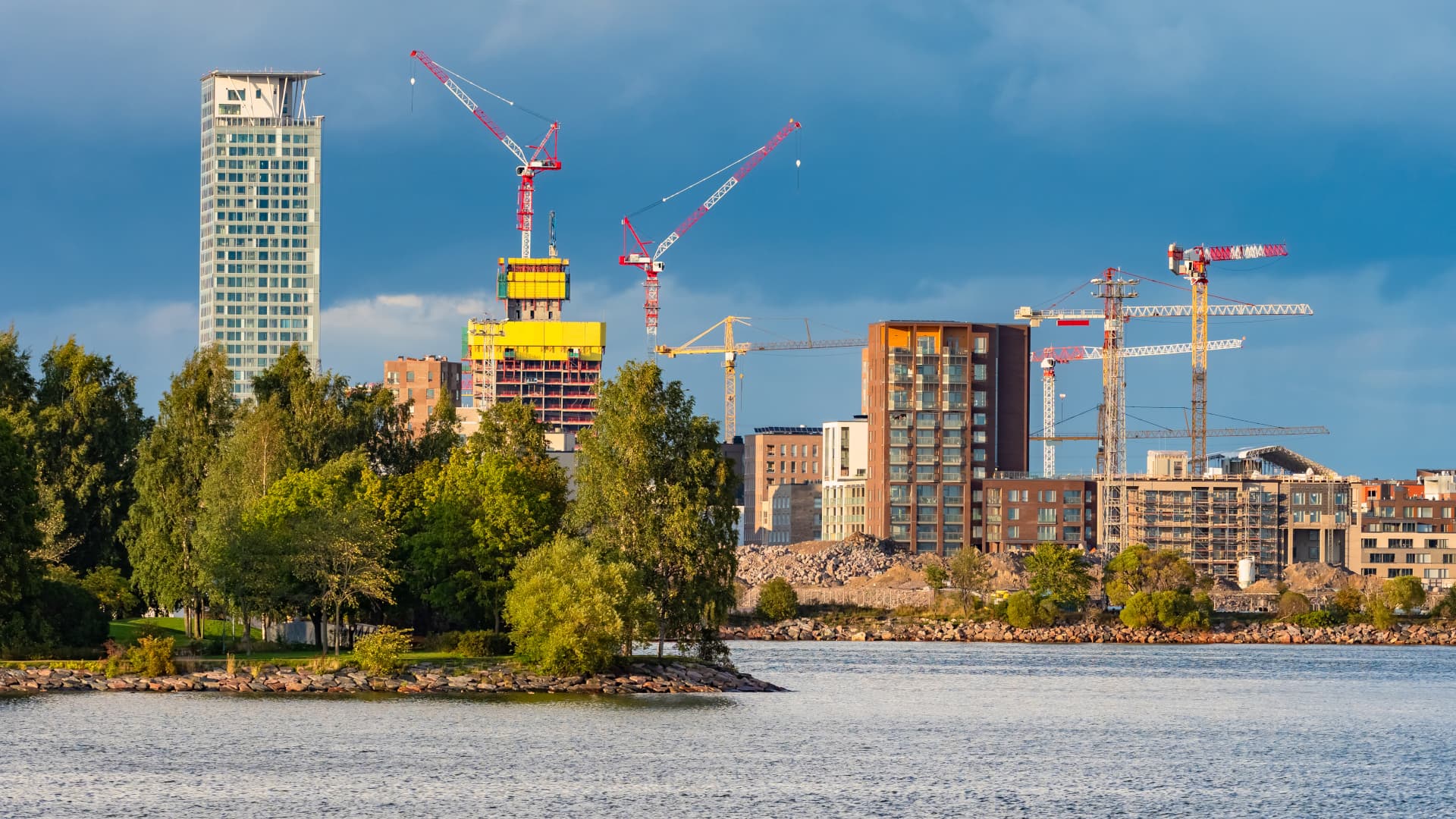 Rakentaminen ja remontointi vastatuulessa